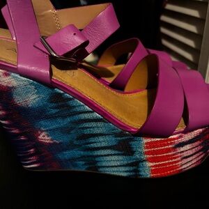 Aldo Pink and Multicolor Wedges